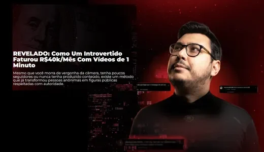 Anúncio do curso Persona Pública com homem de óculos escuros olhando para cima em expressão pensativa, turtleneck preto, fundo escuro com tons de vermelho, marca d'água de nota de 100 dólares no canto superior esquerdo, bolhas de comentários de redes sociais flutuando, texto em branco destacando "REVELADO: Como Um Introvertido Faturou R$40k/Mês Com Vídeos de 1 Minuto", representando curso de criação de persona pública e monetização de conteúdo.